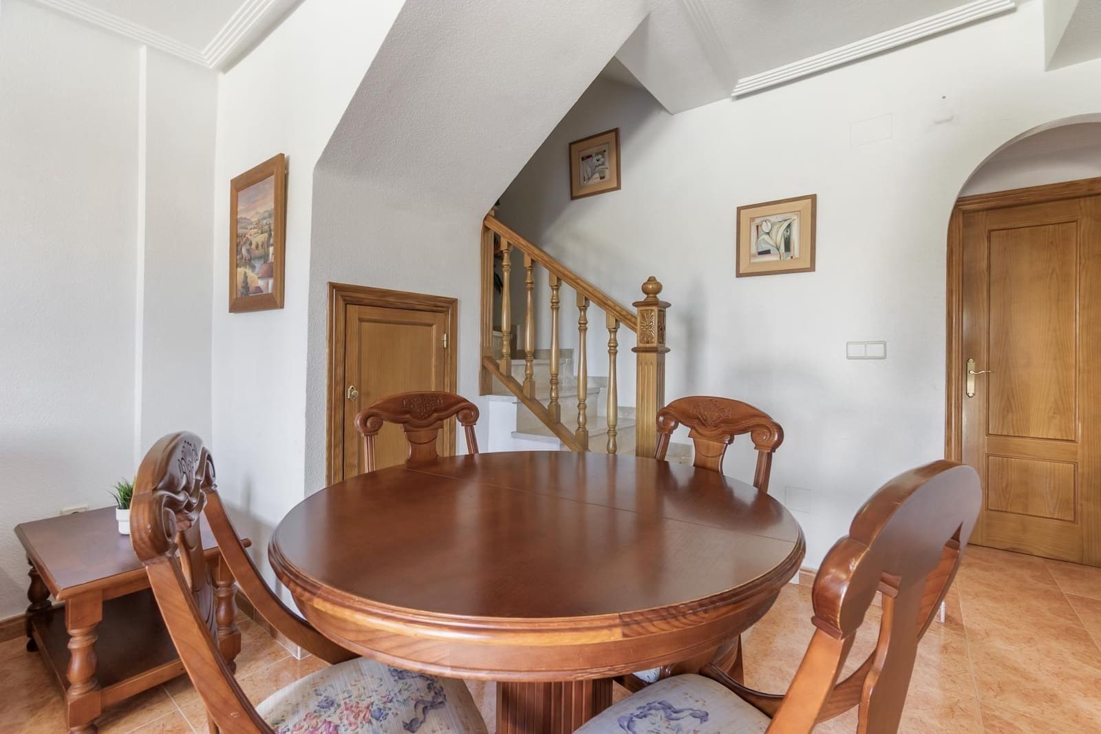 3 makuuhuone Rivitalo myytävänä paikassa Orihuela Costa mukana uima-altaan - 195 000 € (Ref: 9739012)