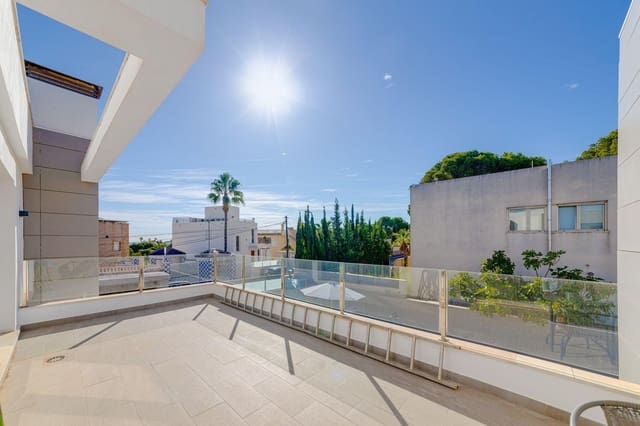 4 sypialnia Willa na sprzedaż w Miramar - Torre del Moro, Torrevieja z basenem garażem - 1 275 000 € (Ref: 9739014)