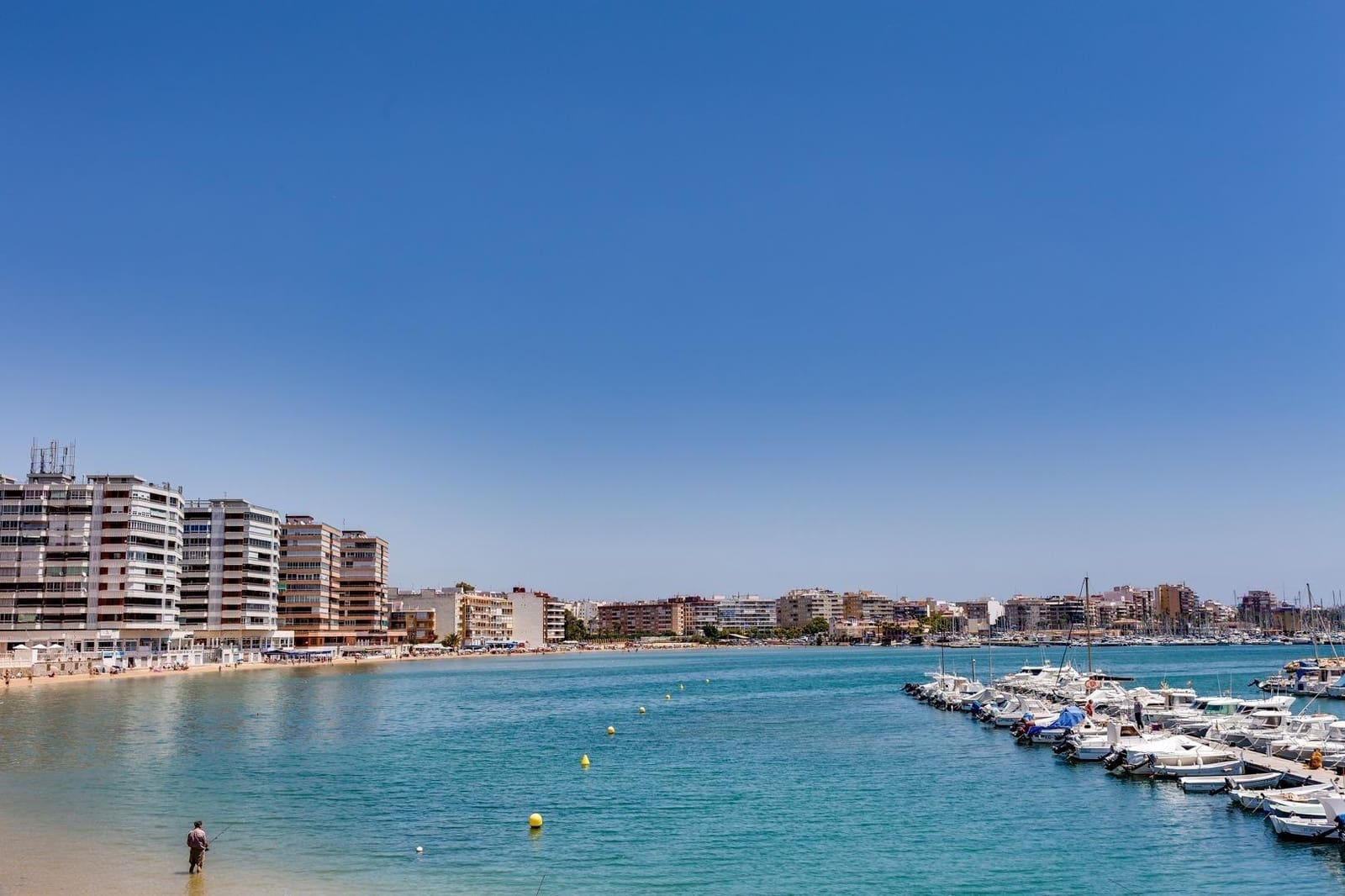 2 quarto Apartamento para venda em Torrevieja - 130 000 € (Ref: 9739015)