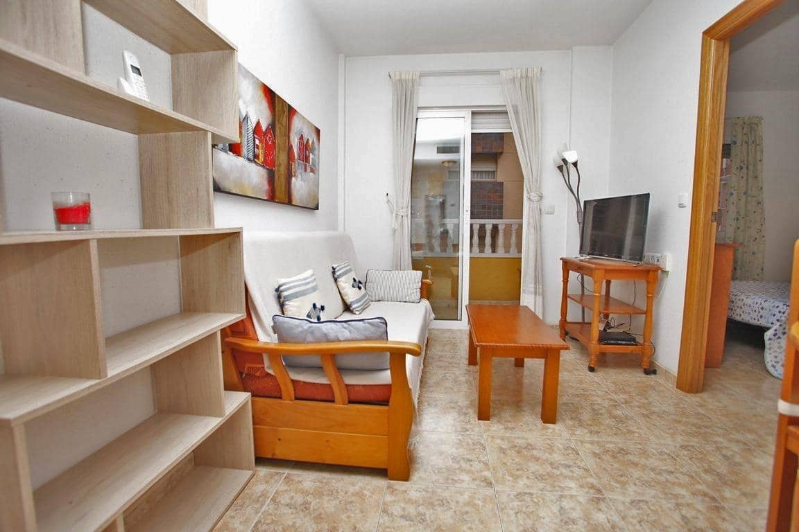 2 quarto Apartamento para venda em Torrevieja - 130 000 € (Ref: 9739015)
