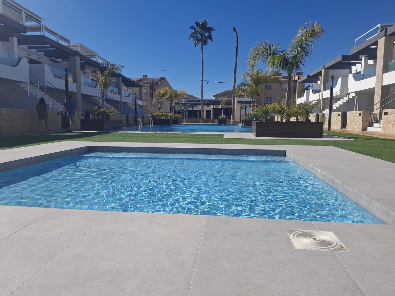 3 makuuhuone Bungalow myytävänä paikassa Orihuela Costa mukana uima-altaan - 479 000 € (Ref: 9755919)