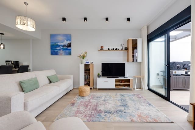 3 sypialnia Bungalow na sprzedaż w Punta Prima, Orihuela z basenem - 465 000 € (Ref: 9755919)