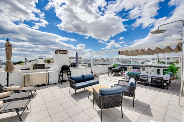 3 sypialnia Bungalow na sprzedaż w Punta Prima, Orihuela z basenem - 465 000 € (Ref: 9755919)