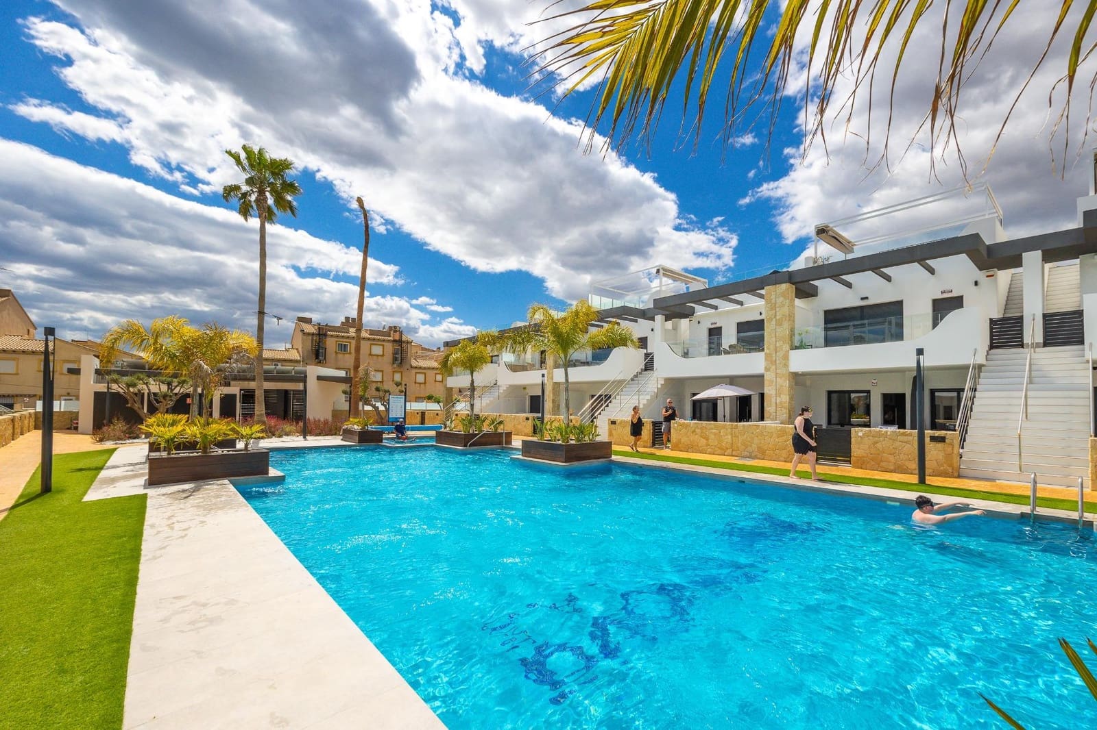 3 quarto Bungalow para venda em Orihuela Costa com piscina - 429 900 € (Ref: 9755919)