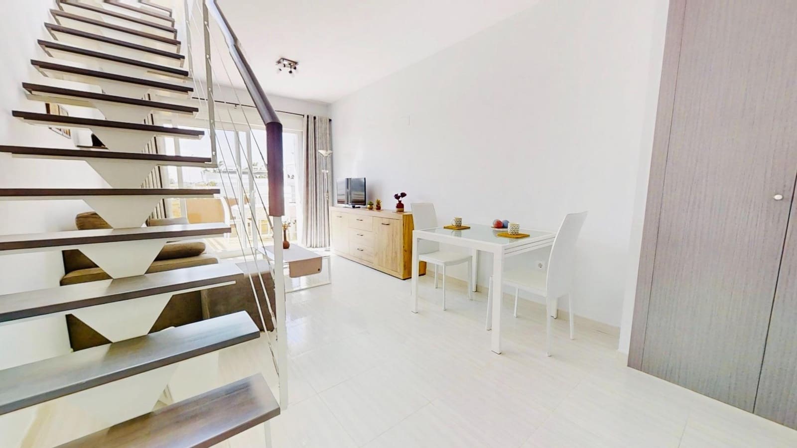 2 slaapkamer Appartement te koop in Orihuela Costa met zwembad garage - € 234.900 (Ref: 9755921)