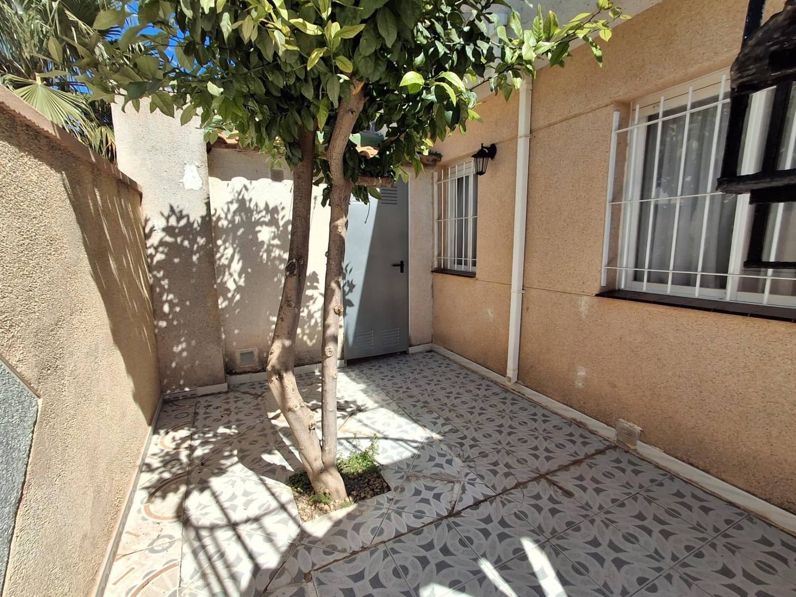 3 soveværelse Bungalow til salg i Torrevieja med swimmingpool - € 180.000 (Ref: 9778349)