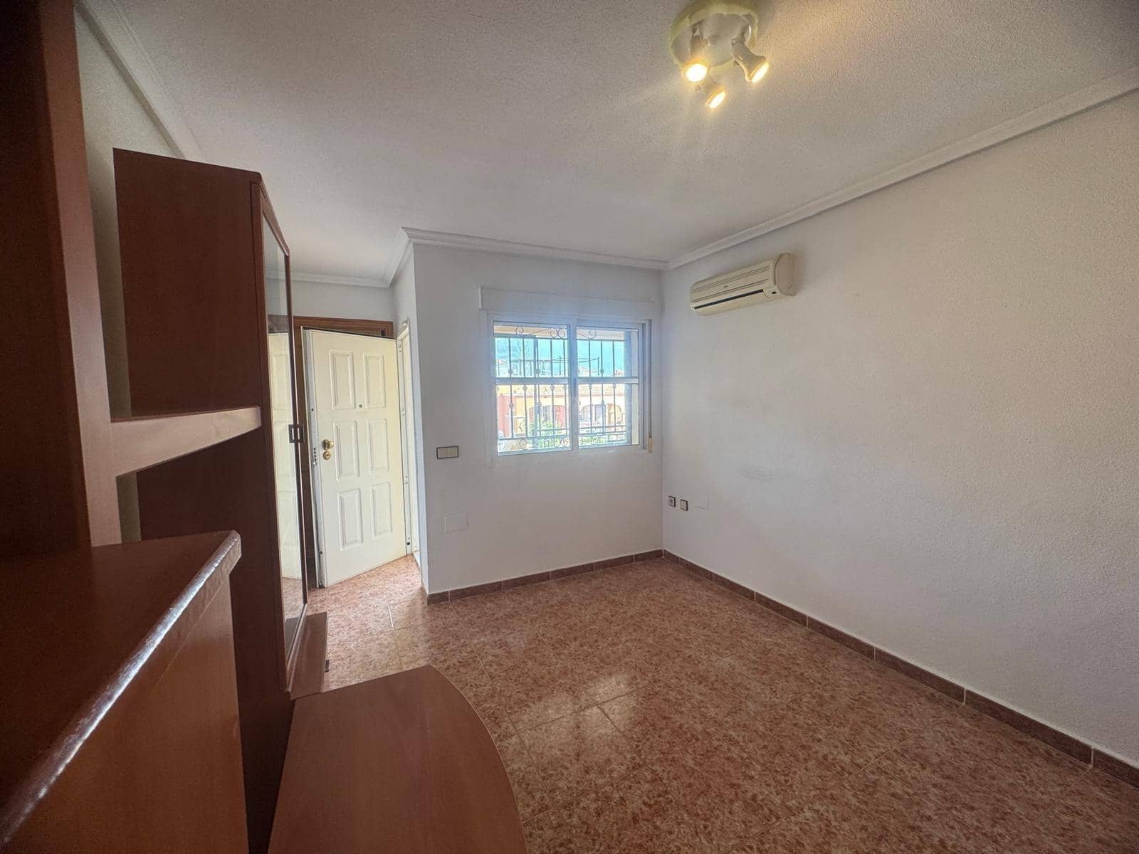 2 slaapkamer Bungalow te koop in Los Montesinos - € 125.000 (Ref: 9778351)