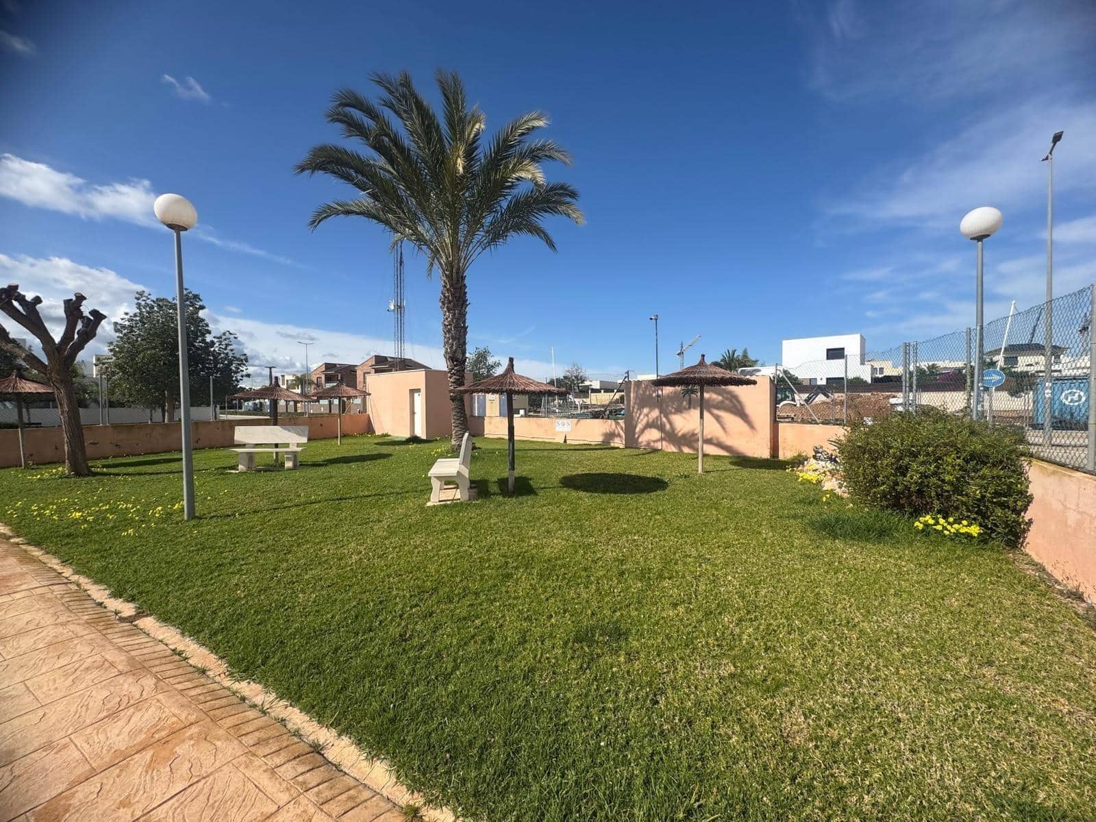 2 slaapkamer Bungalow te koop in Los Montesinos - € 125.000 (Ref: 9778351)