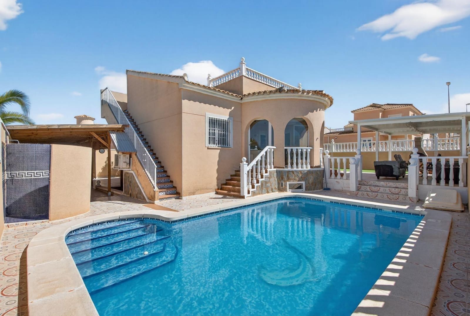 3 bedroom Villa for sale in Benijofar with pool - € 329,000 (Ref: 9791249)