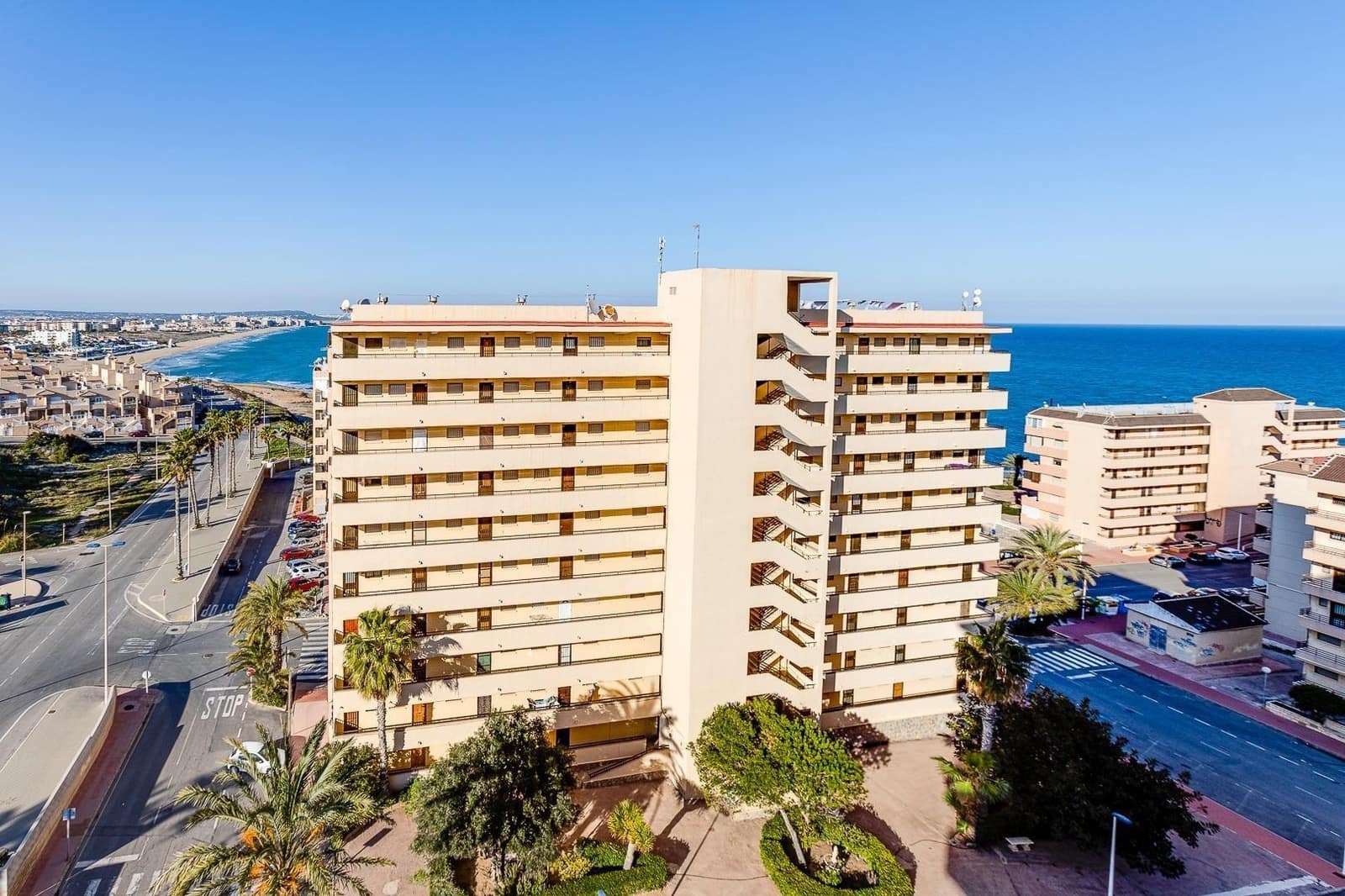 2 bedroom Apartment for sale in Cabo Cervera - € 139,000 (Ref: 9799460)