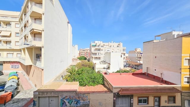 2 soverom Leilighet til salgs i Centro, Torrevieja med svømmebasseng - € 119 000 (Ref: 9804535)