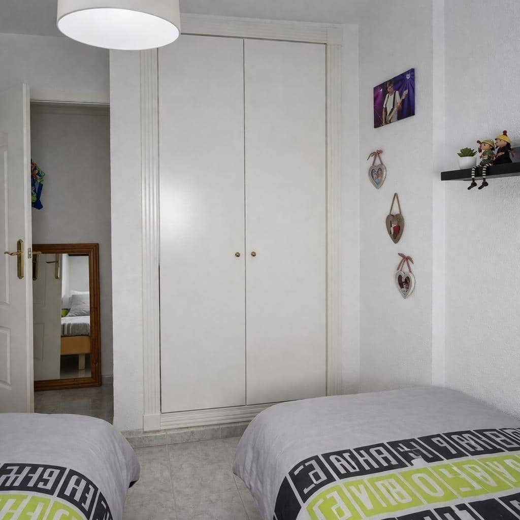 2 makuuhuone Bungalow myytävänä paikassa Algorfa mukana uima-altaan 
autotalli - 175 000 € (Ref: 9808176)