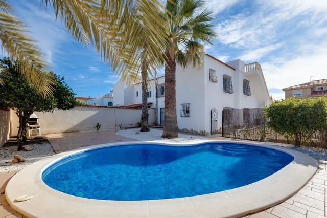 3 quarto Moradia Geminada para venda em El Chaparral, Torrevieja com piscina - 380 000 € (Ref: 9808177)