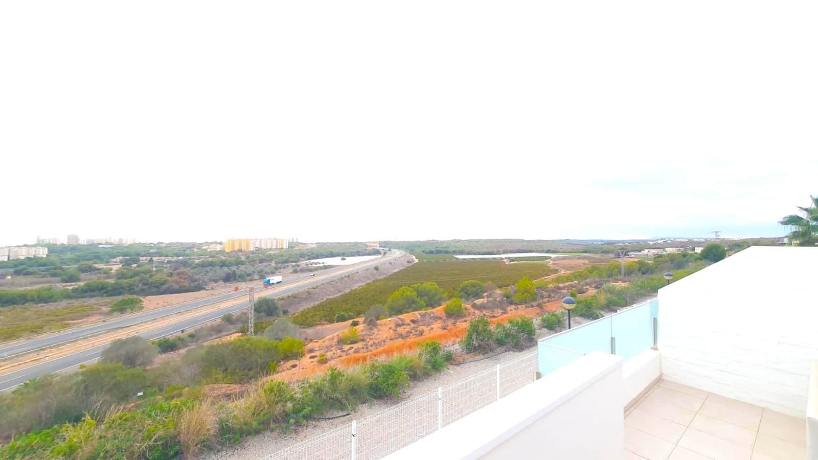 3 soveværelse Byhus til salg i Orihuela Costa med swimmingpool garage - € 330.000 (Ref: 9808178)