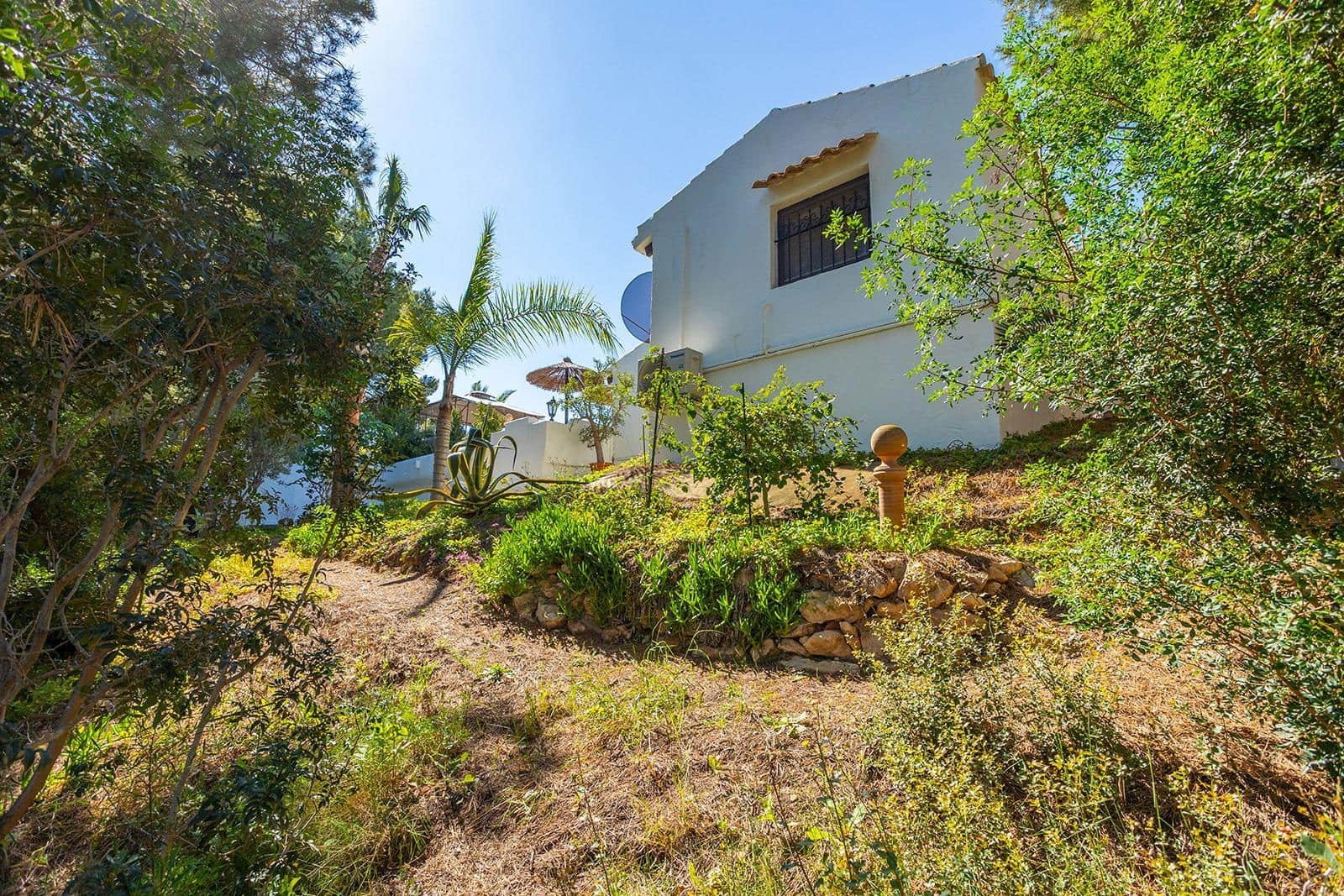 3 soveværelse Villa til salg i Orihuela Costa med swimmingpool garage - € 499.000 (Ref: 9812297)