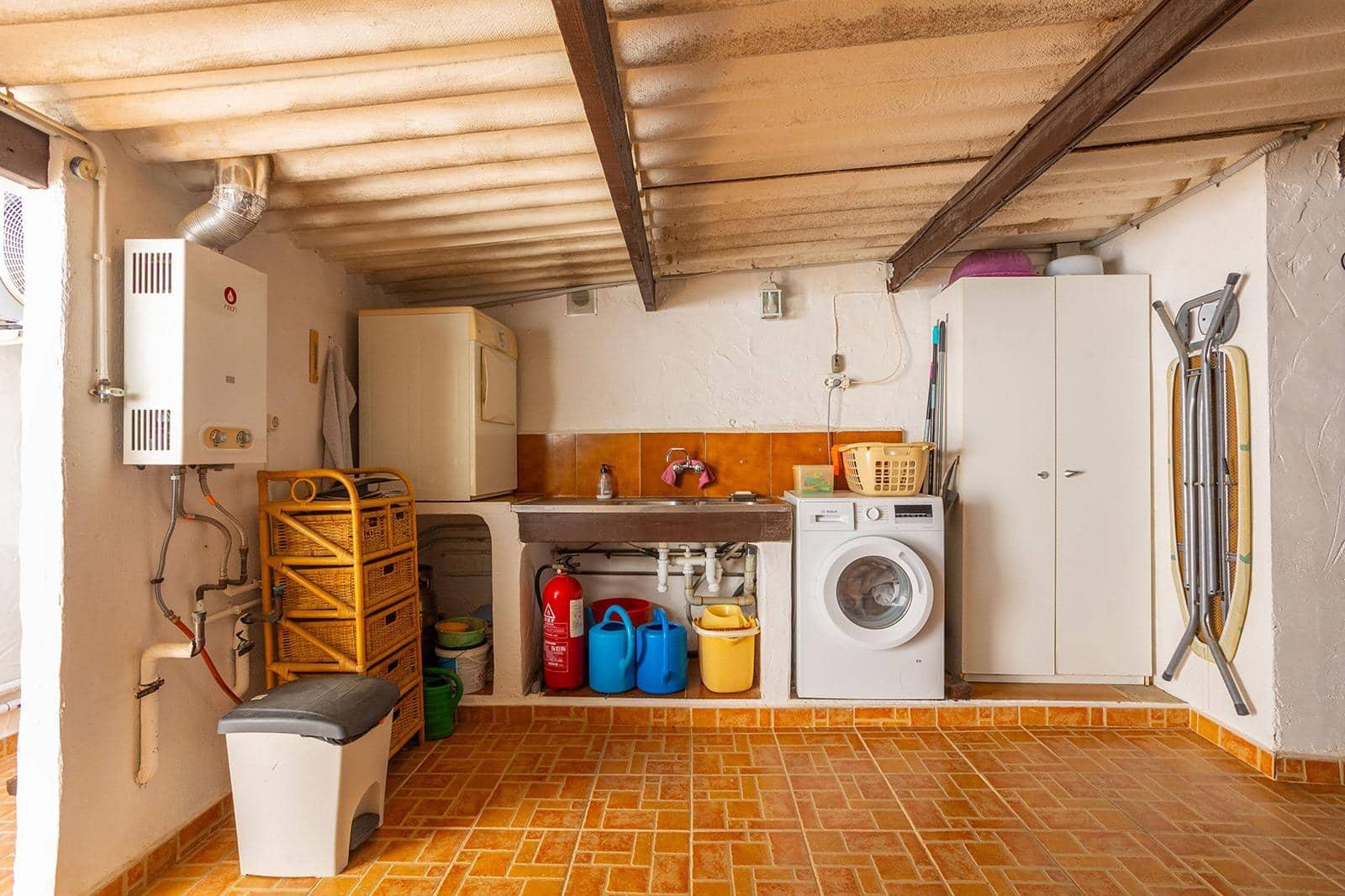 3 soveværelse Villa til salg i Orihuela Costa med swimmingpool garage - € 499.000 (Ref: 9812297)