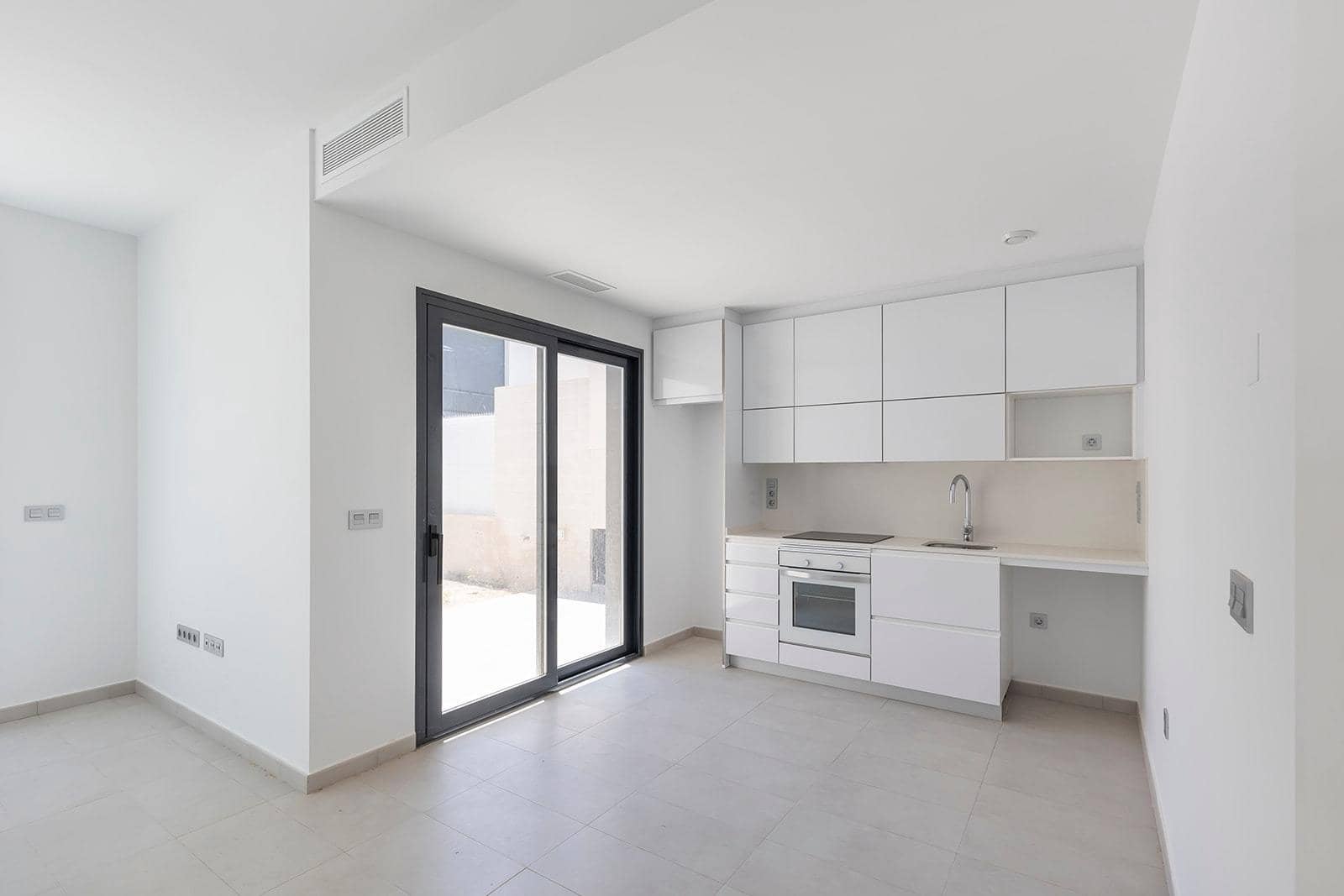 3 slaapkamer Villa te koop in Orihuela Costa met zwembad - € 319.000 (Ref: 9812299)