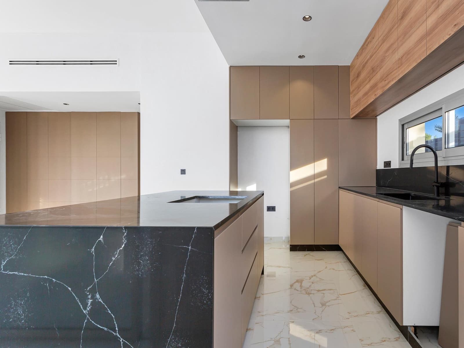 3 makuuhuone Huvila myytävänä paikassa Los Balcones mukana uima-altaan - 700 000 € (Ref: 9820391)