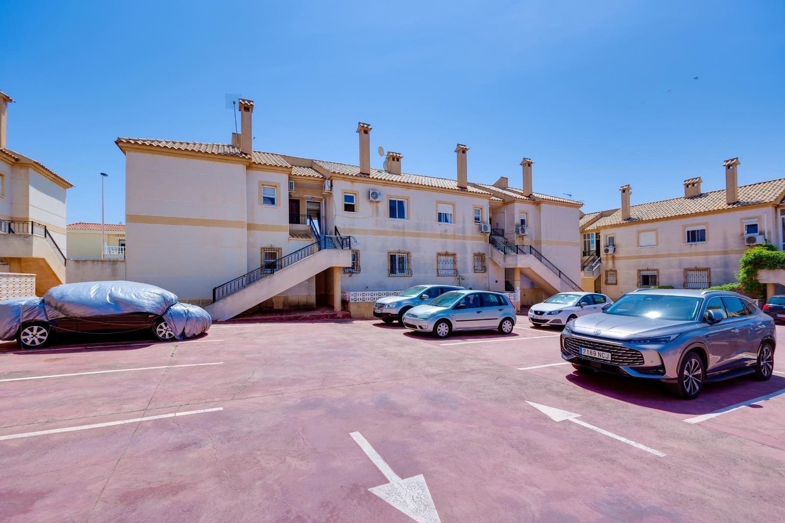 2 bedroom Bungalow for sale in Aguas Nuevas with pool - € 131,500 (Ref: 9820392)