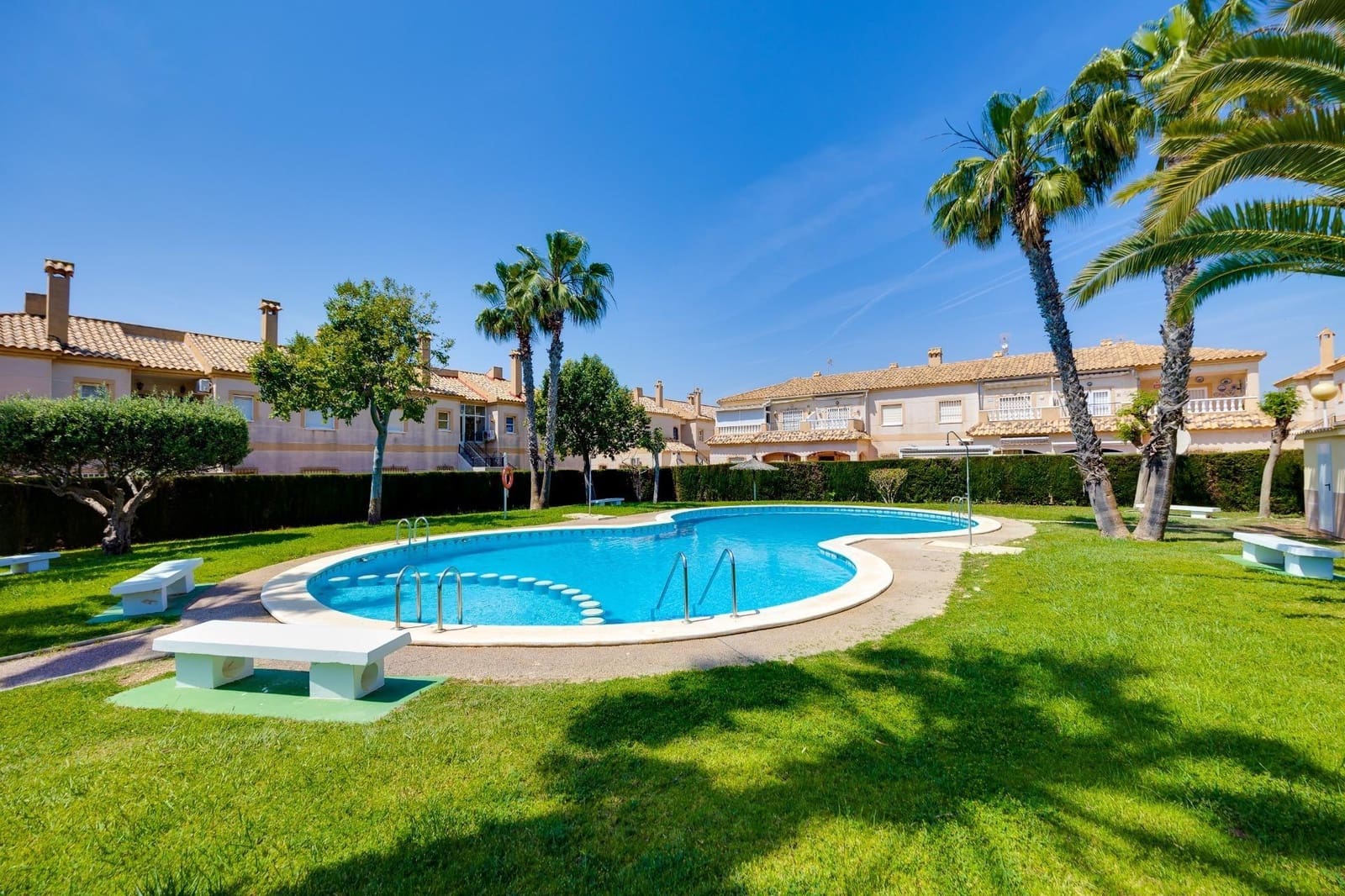 2 bedroom Bungalow for sale in Aguas Nuevas with pool - € 131,500 (Ref: 9820392)