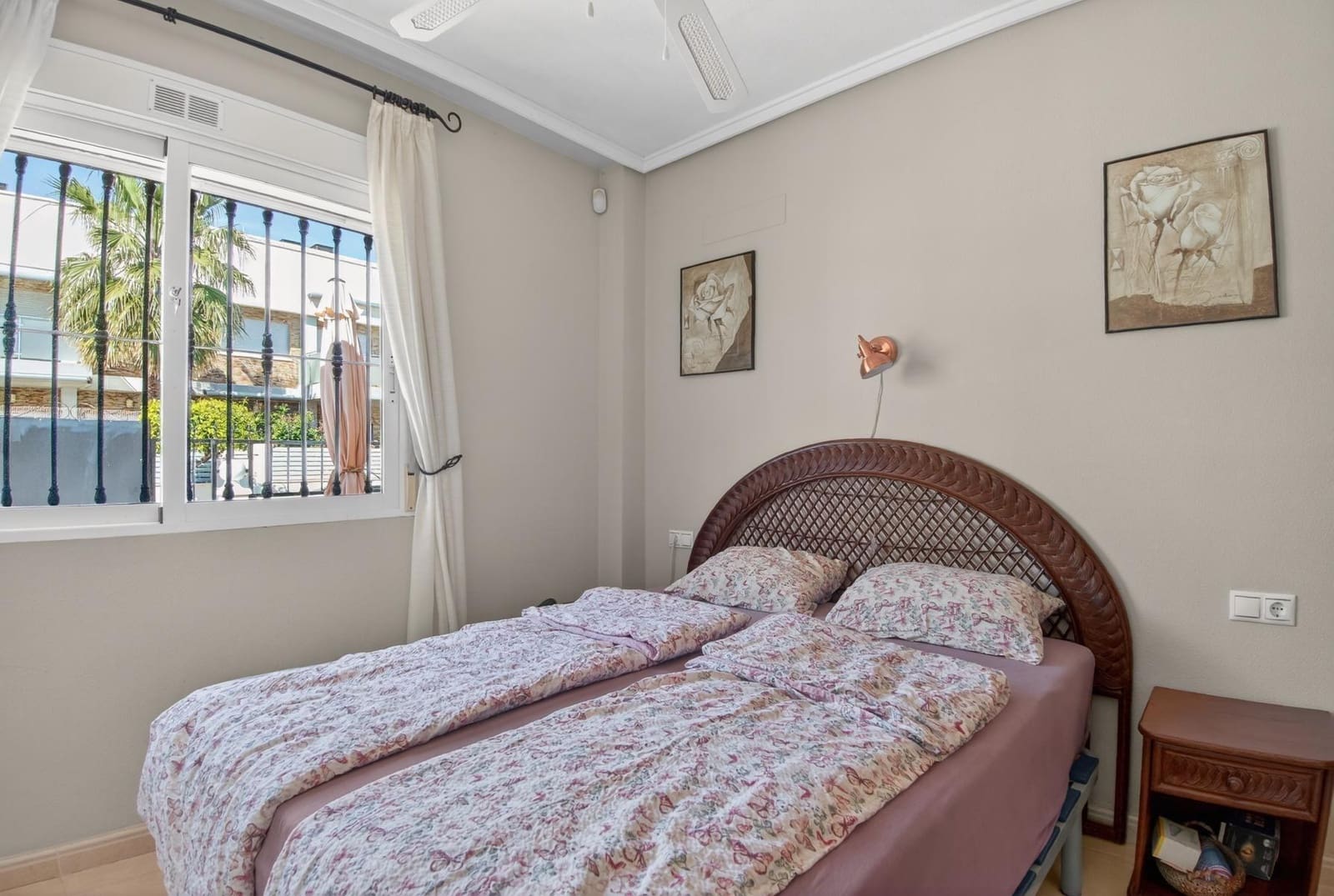 3 Zimmer Bungalow zu verkaufen in Torrevieja mit Pool - 219.000 € (Ref: 9820393)