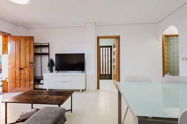2 soveværelse Villa til salg i Aguas Nuevas, Torrevieja med swimmingpool - € 221.000 (Ref: 9820395)