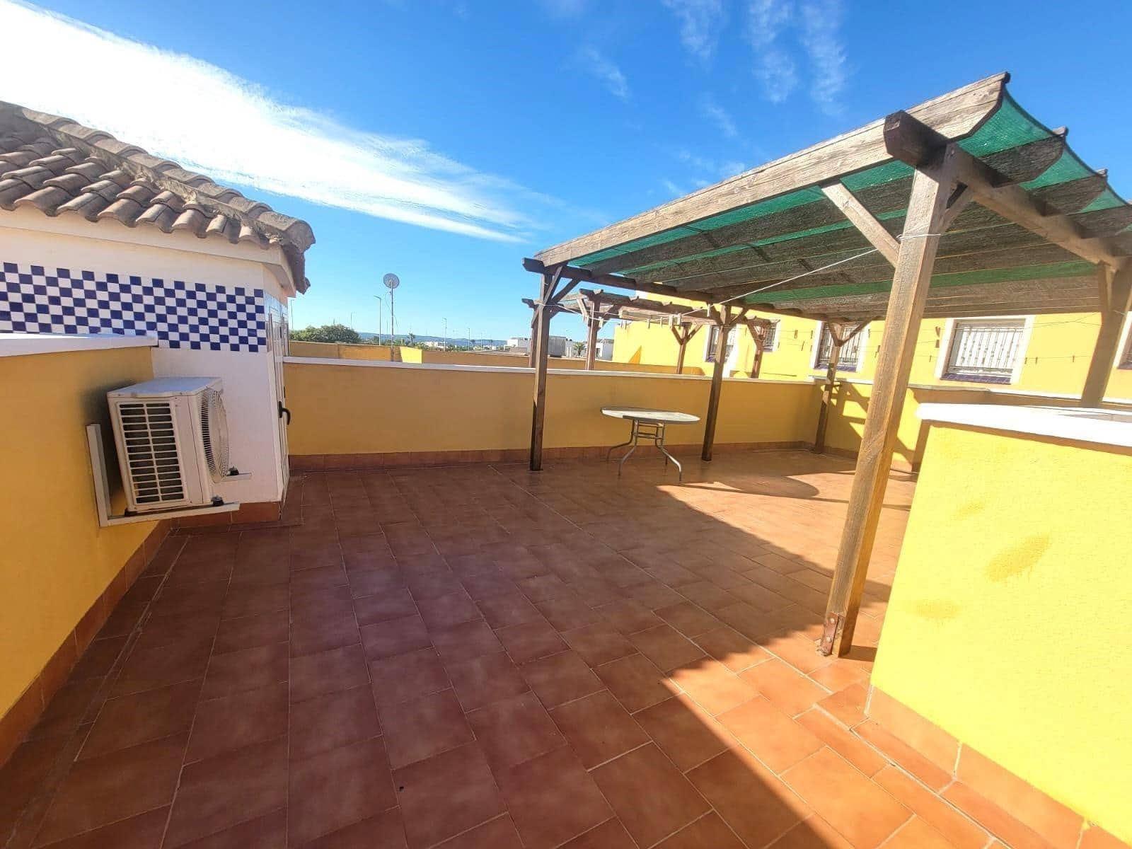 3 Zimmer Reihenhaus zu verkaufen in Los Montesinos mit Pool - 205.000 € (Ref: 9822788)