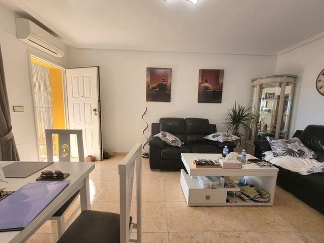 3 Zimmer Reihenhaus zu verkaufen in Los Montesinos mit Pool - 205.000 € (Ref: 9822788)