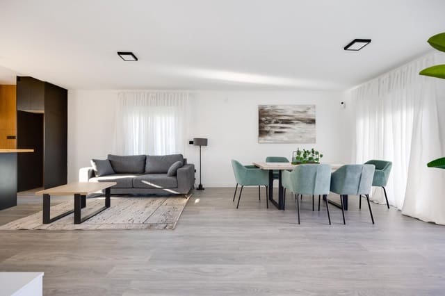 4 makuuhuone Huvila myytävänä paikassa El Chaparral - La Siesta - La Torreta, Torrevieja mukana uima-altaan - 399 990 € (Ref: 9825045)