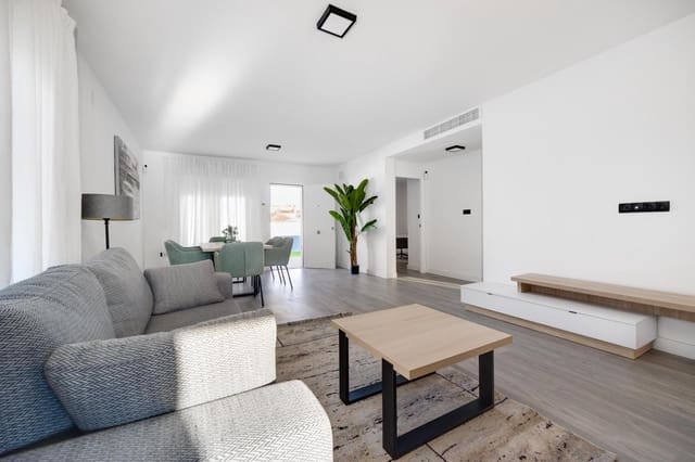 4 makuuhuone Huvila myytävänä paikassa El Chaparral - La Siesta - La Torreta, Torrevieja mukana uima-altaan - 399 990 € (Ref: 9825045)