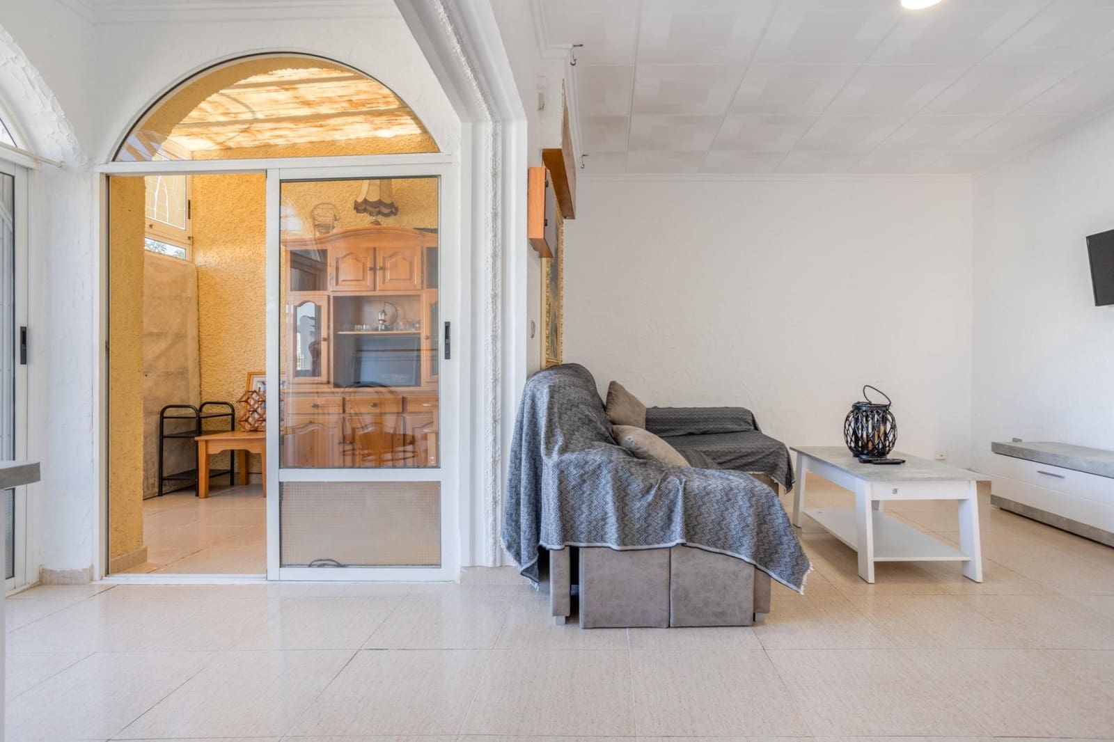 3 chambre Villa/Maison à vendre à Torrevieja avec piscine - 330 000 € (Ref: 9825046)