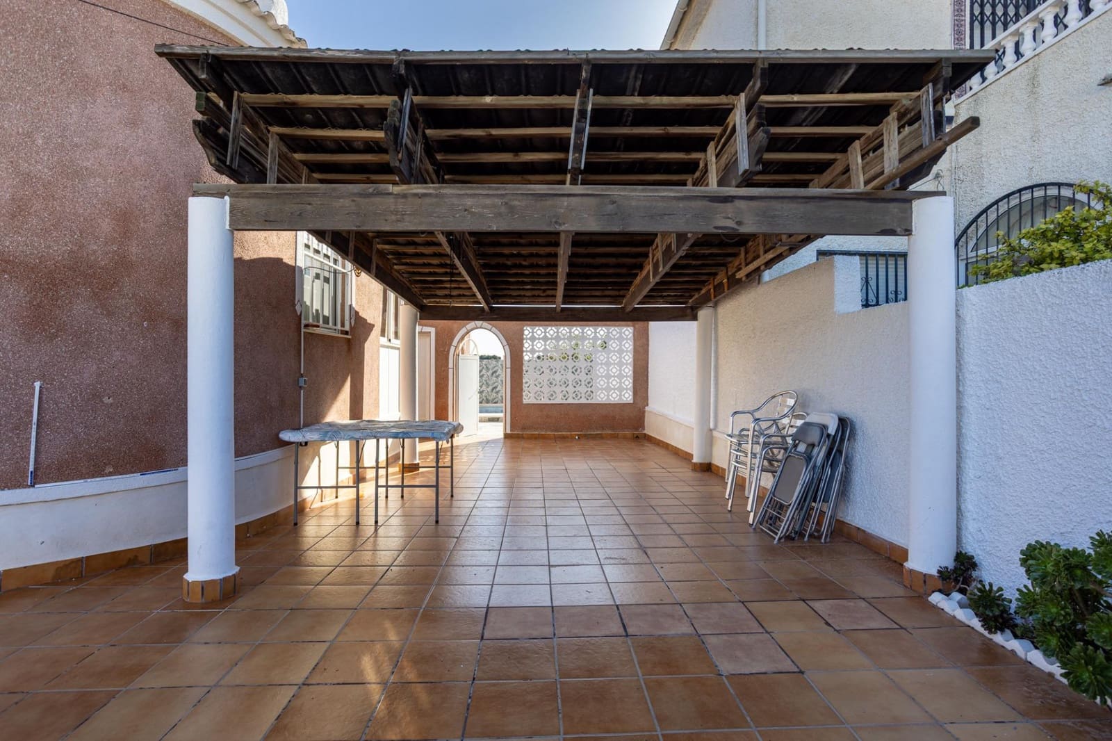 3 chambre Villa/Maison à vendre à Torrevieja avec piscine - 330 000 € (Ref: 9825046)