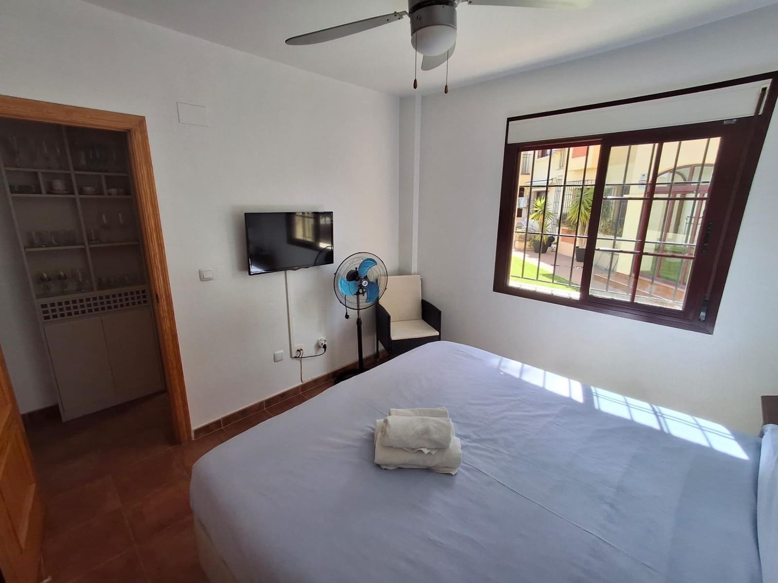 2 quarto Bungalow para venda em Torrevieja com piscina - 172 000 € (Ref: 9829362)