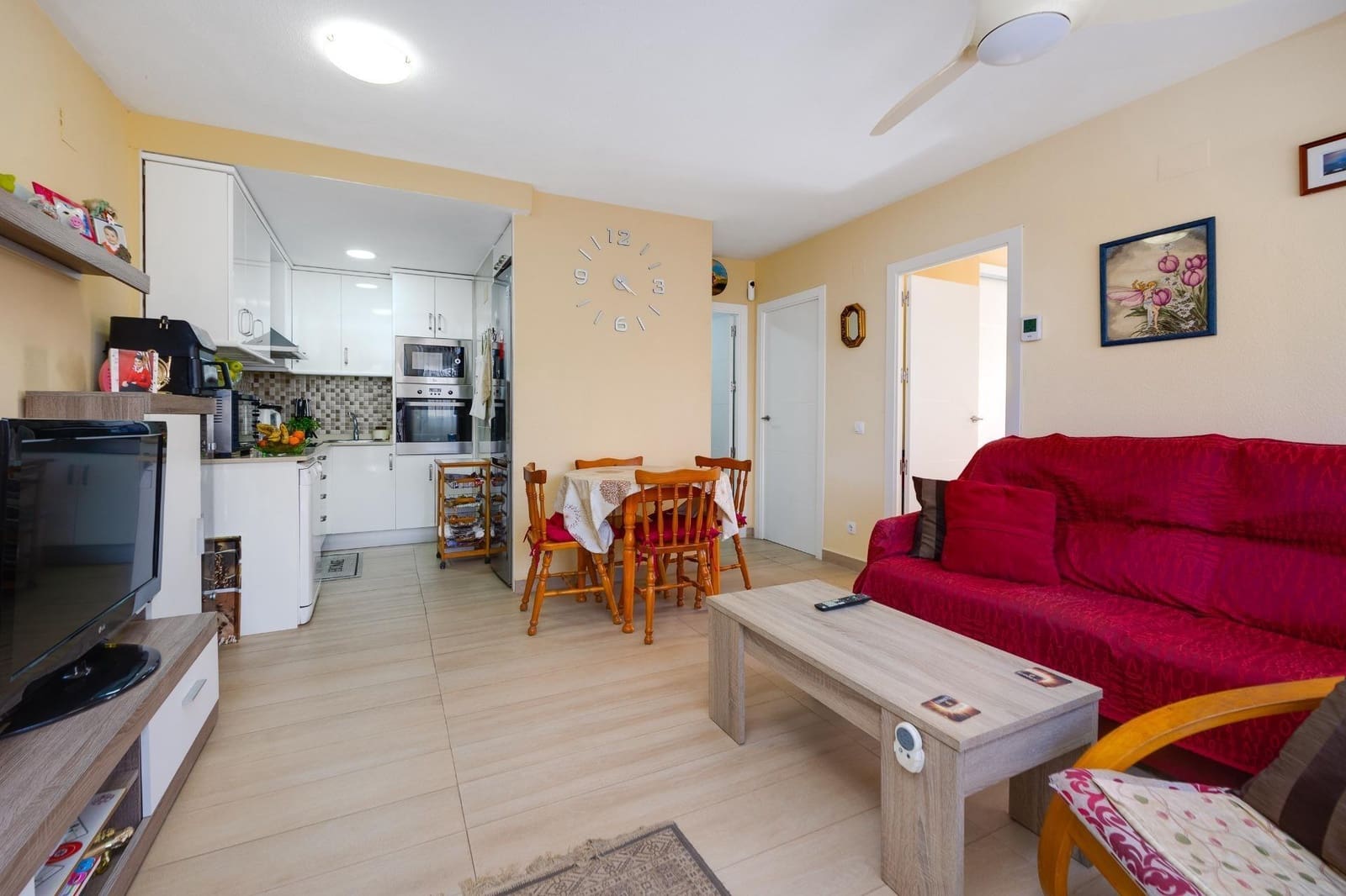 2 bedroom Terraced Villa for sale in Punta Prima with pool - € 169,900 (Ref: 9829363)
