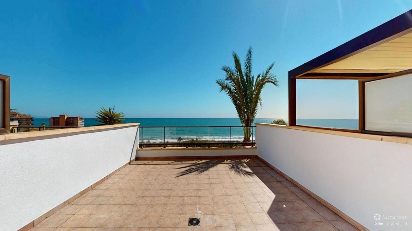 Adosado de 3 habitaciones en Arenales del Sol en venta con piscina - 525.000 € (Ref: 9833903)