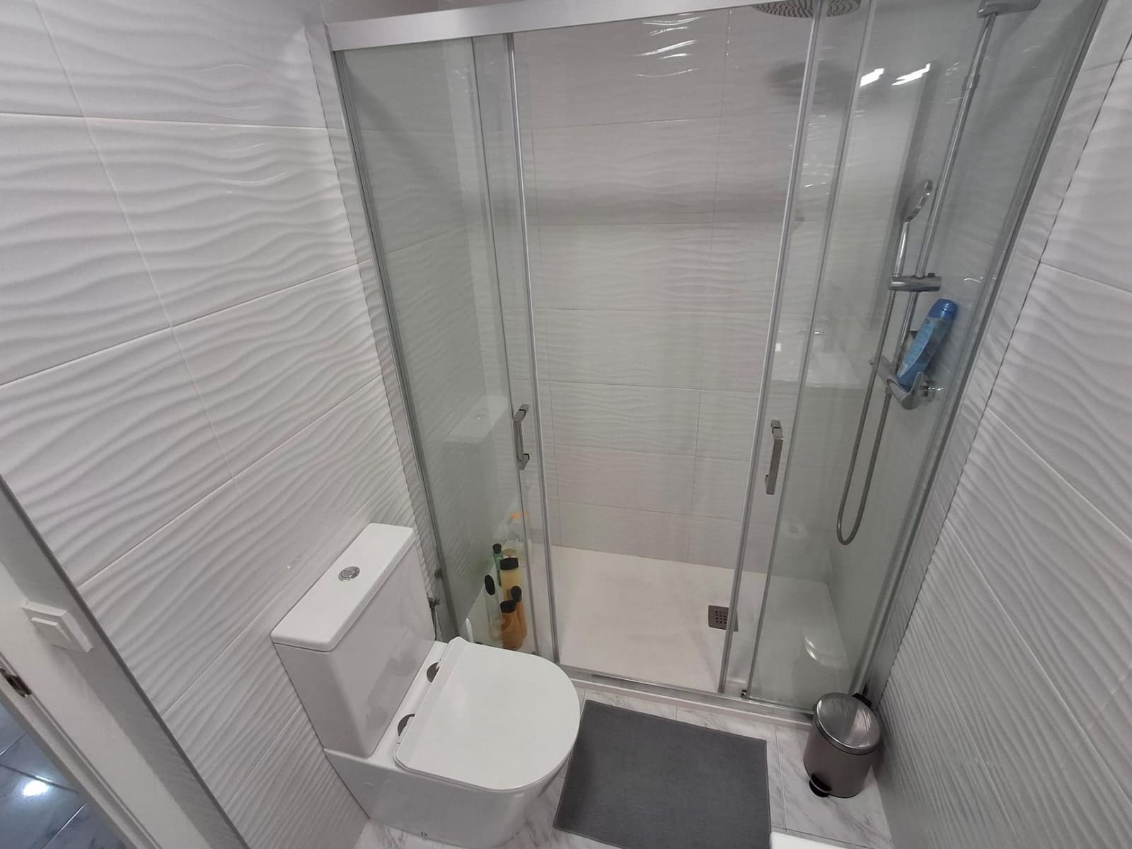 3 makuuhuone Rivitalo myytävänä paikassa Torrevieja mukana uima-altaan - 175 000 € (Ref: 9839515)