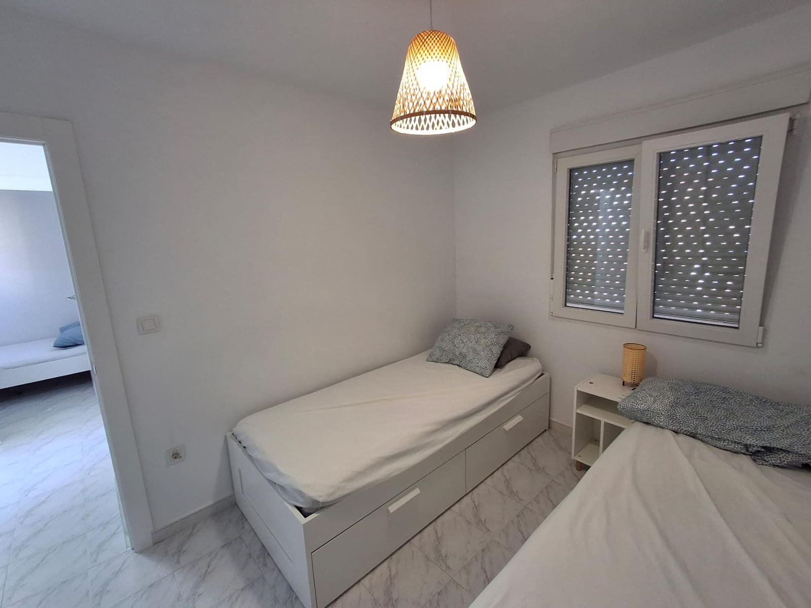 3 makuuhuone Rivitalo myytävänä paikassa Torrevieja mukana uima-altaan - 175 000 € (Ref: 9839515)