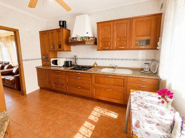 4 makuuhuone Huvila myytävänä paikassa La Zenia, Orihuela mukana uima-altaan - 580 000 € (Ref: 9843715)