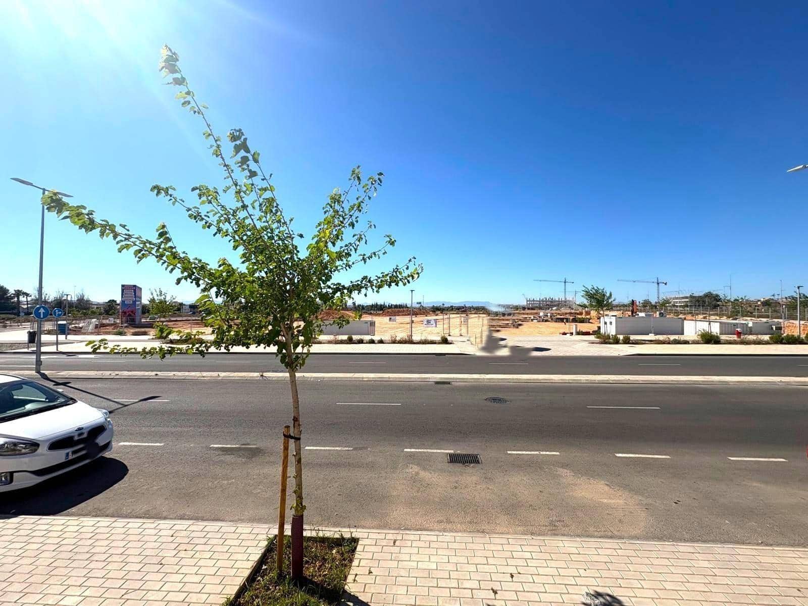 Bungalow de 2 habitaciones en Torrevieja en venta con piscina - 147.000 € (Ref: 9855674)