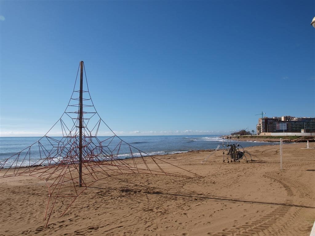 3 sypialnia Bungalow na sprzedaż w Torrevieja - 155 000 € (Ref: 9860281)