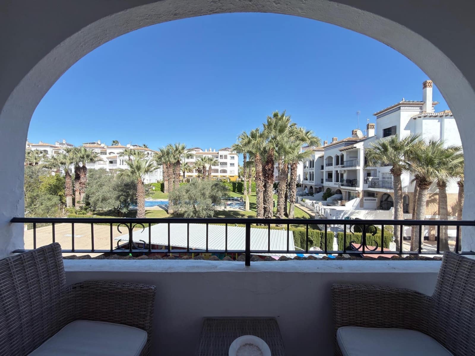 2 soveværelse Lejlighed til salg i Villamartin med swimmingpool - € 159.900 (Ref: 9862038)