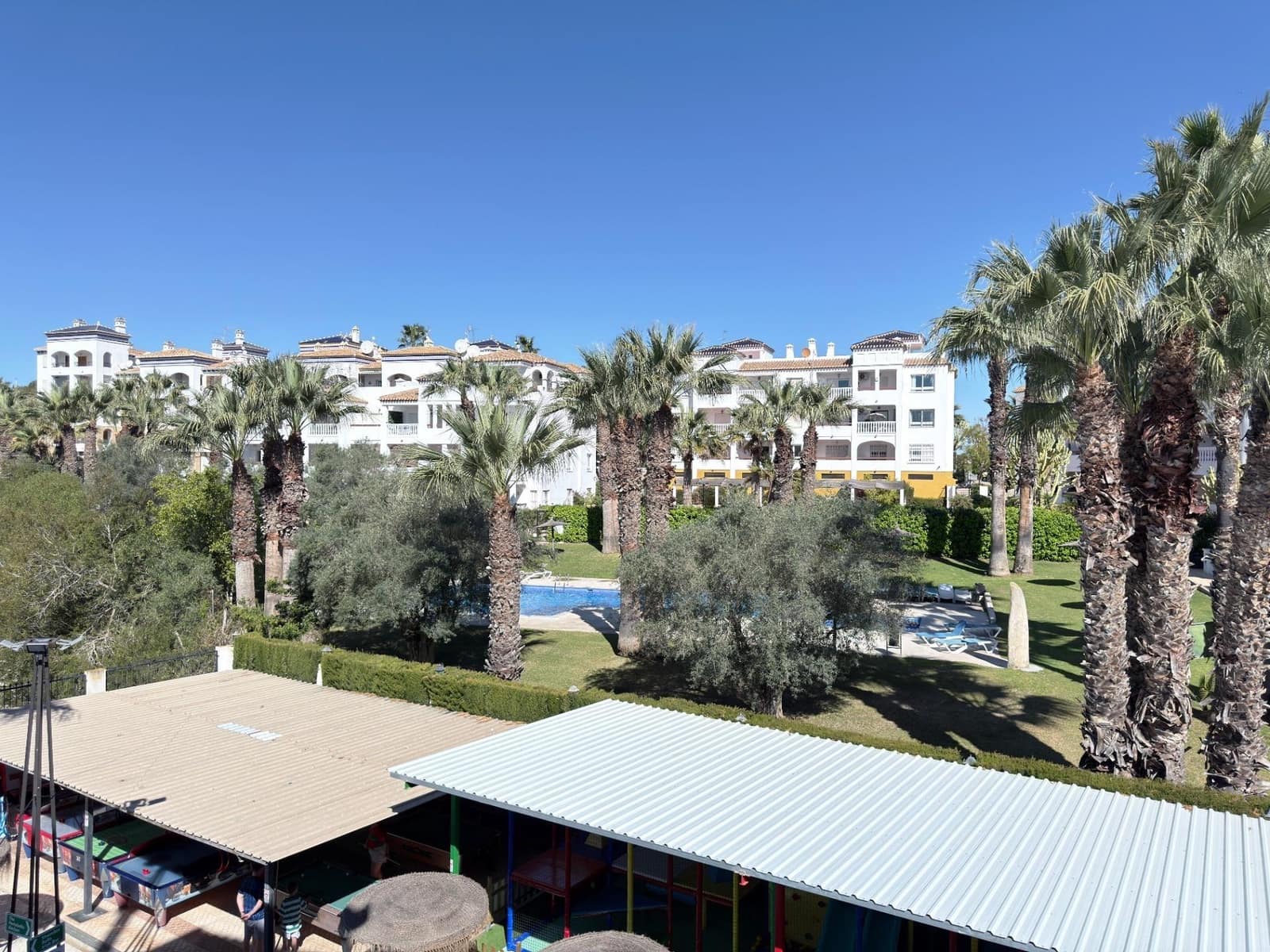 2 soveværelse Lejlighed til salg i Villamartin med swimmingpool - € 159.900 (Ref: 9862038)