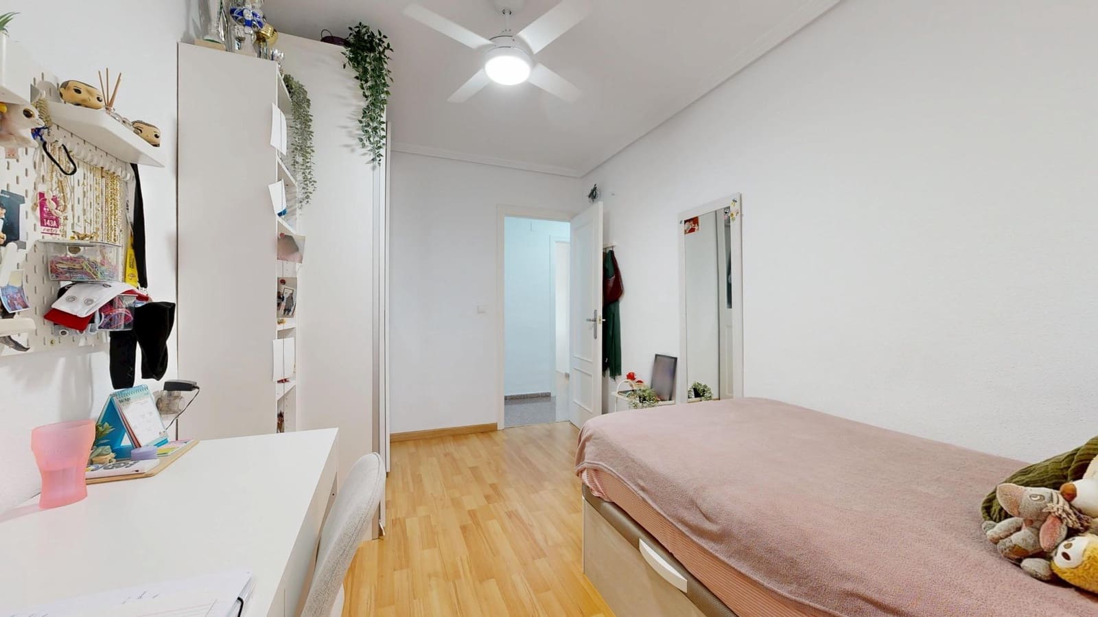 3 bedroom Apartment for sale in San Vicente / Sant Vicent del Raspeig with garage - € 230,900 (Ref: 9873700)