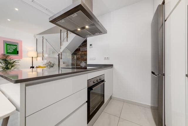 3 soverom Villa til salgs i Filipinas med svømmebasseng - € 325 000 (Ref: 9885019)