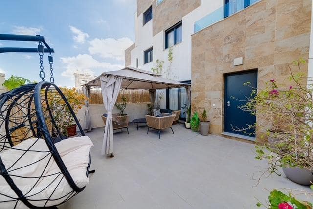 3 soverom Villa til salgs i Filipinas med svømmebasseng - € 325 000 (Ref: 9885019)
