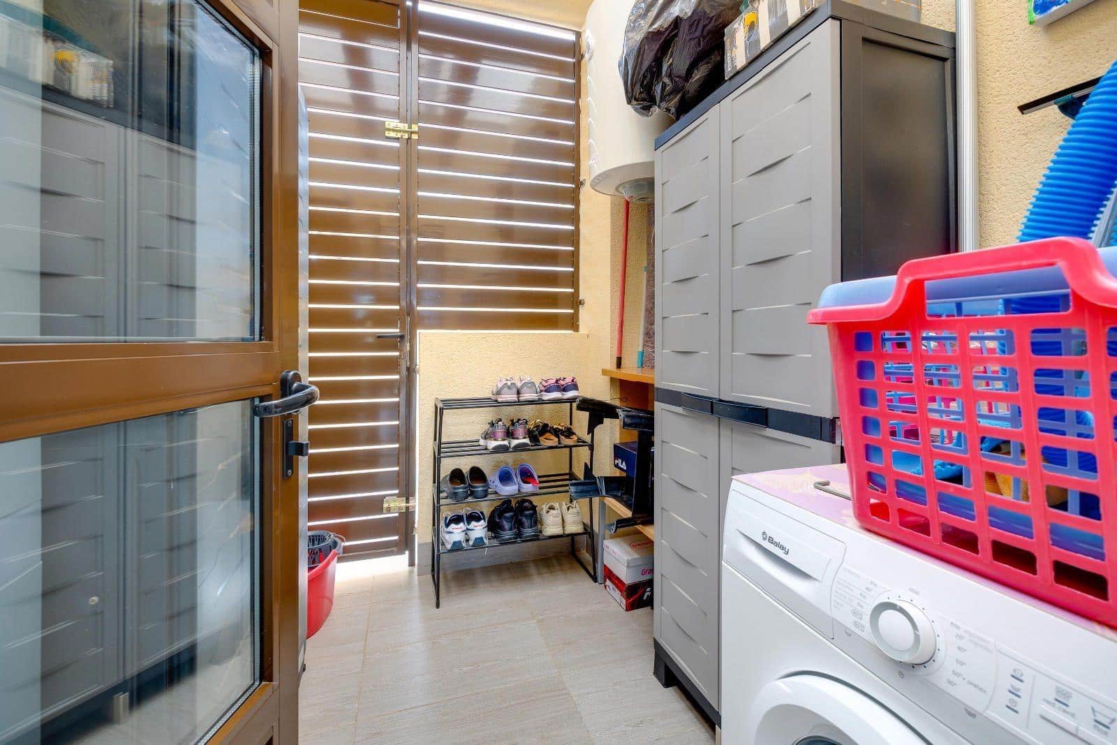 3 soverom Villa til salgs i Ciudad Quesada med svømmebasseng - € 379 990 (Ref: 9894075)