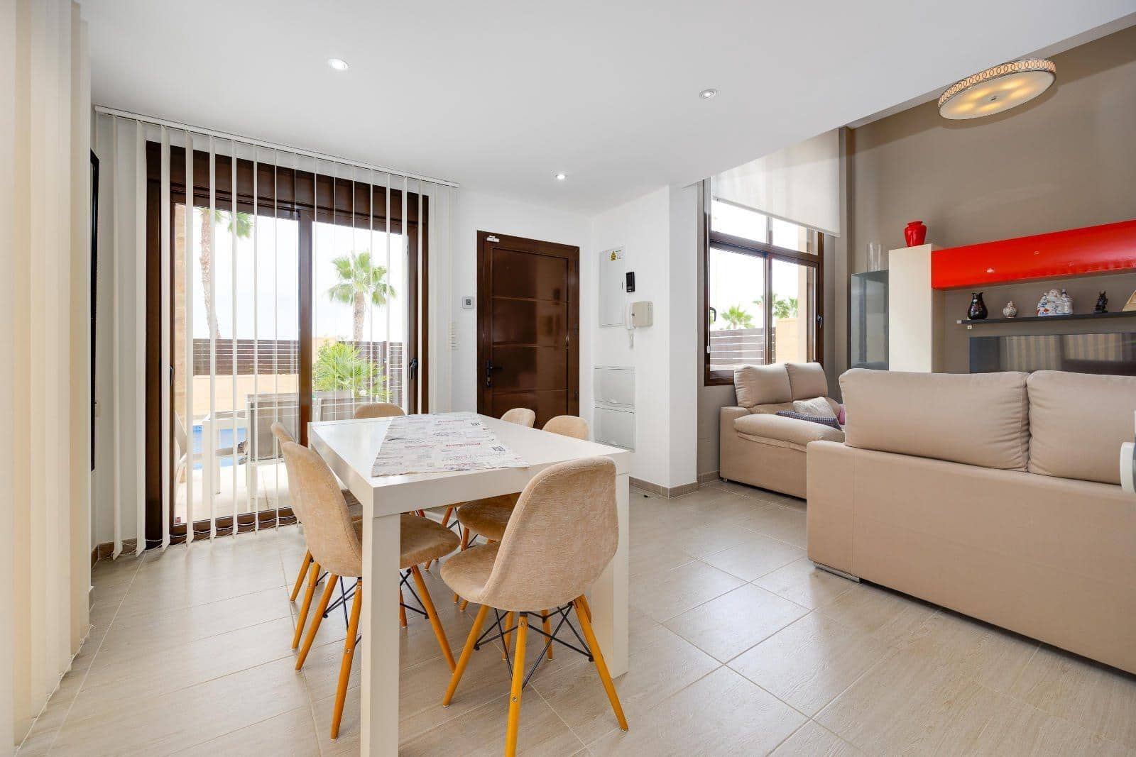 3 soverom Villa til salgs i Ciudad Quesada med svømmebasseng - € 379 990 (Ref: 9894075)