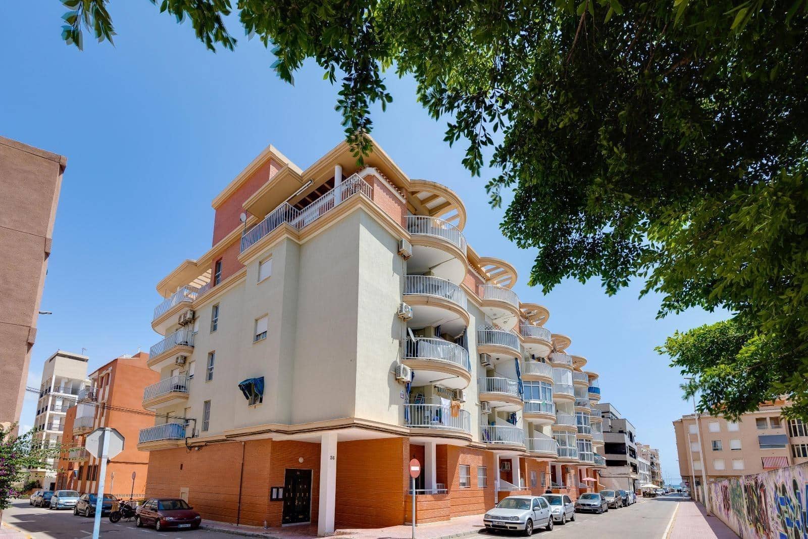 1 sovrum Lägenhet till salu i Torrevieja - 99 990 € (Ref: 9911231)