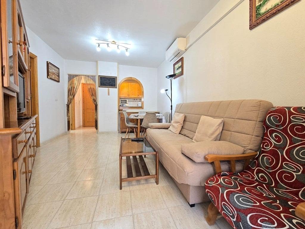 1 sovrum Lägenhet till salu i Torrevieja med pool garage - 126 000 € (Ref: 9913343)