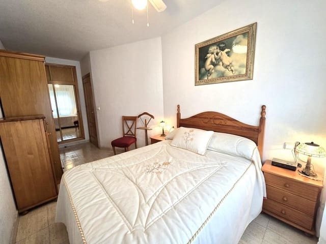 1 sovrum Lägenhet till salu i Torrevieja med pool garage - 126 000 € (Ref: 9913343)
